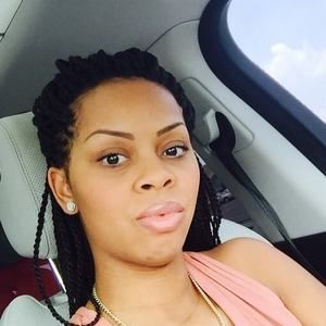 Meet your Posher, Alyska